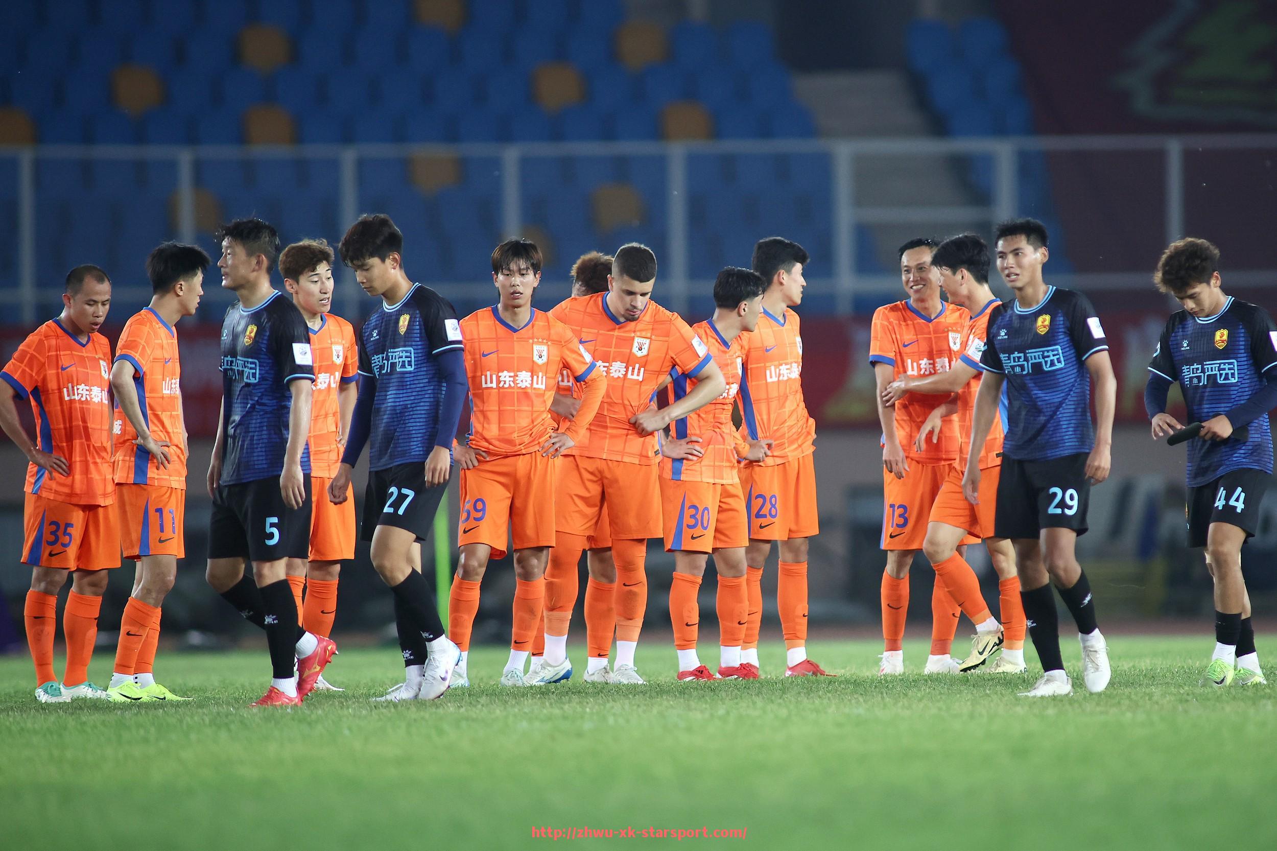 星空体育-英超球队能有多少外援？外援政策与本土球员平衡