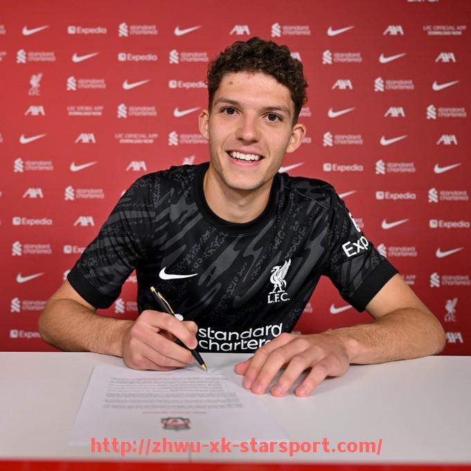 星空体育-世俱杯比赛实况文字转播服务,图文同步展现赛事关键点